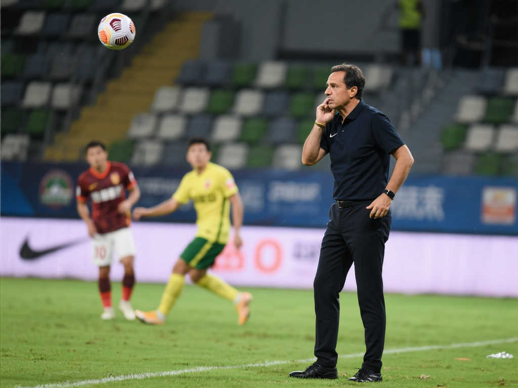 马雷斯卡：球队表现不俗 需提升临门一脚能力